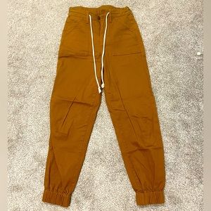No Boundaries Camel Joggers